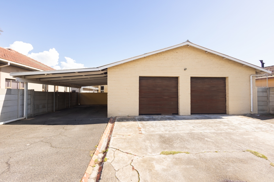 5 Bedroom Property for Sale in Churchill Estate Western Cape